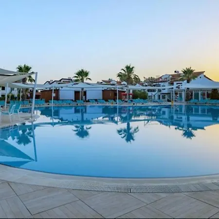 Cozy And Luxury In Amazing Facility Apartman